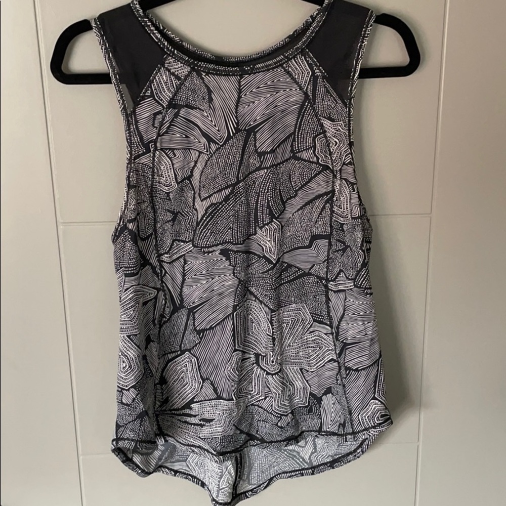 Lululemon sculpt tank
